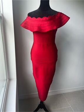 Scarlet One-Shoulder Bandage Midi Dress